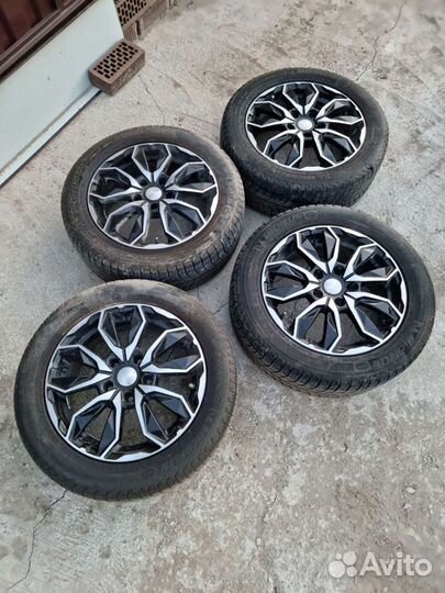 Зимние шины и диски Michelin 205 55 r16