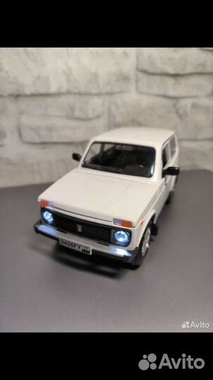 Модель метал УАЗ Буханка Hunter Нива