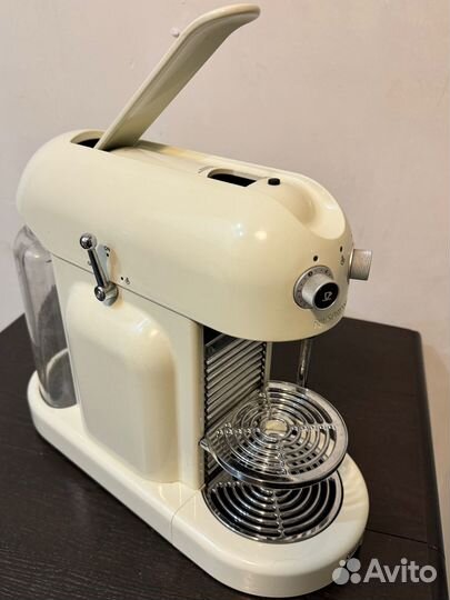 Кофемашина delonghi nespresso
