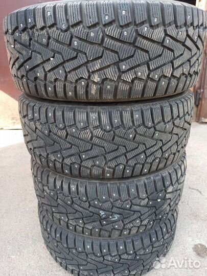 Pirelli Ice Zero 225/50 R17 98T