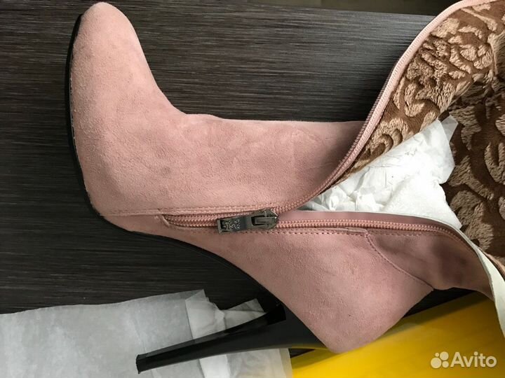 Сапоги Замша Basic Editions 40р