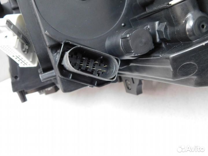 Фара правая Mercedes-Benz CLA-Class