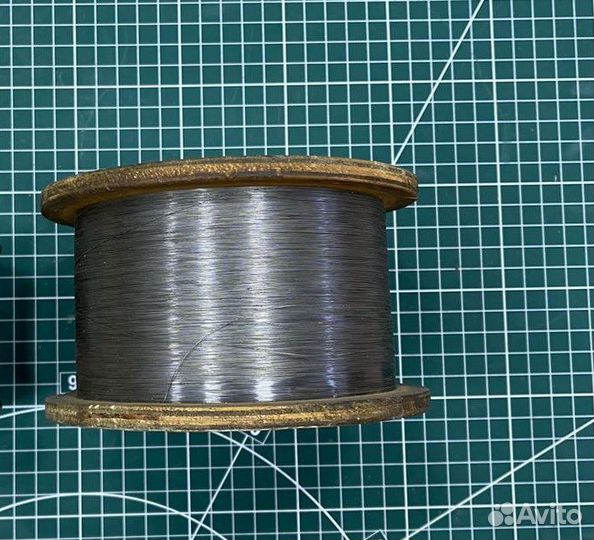 Медная проволока в катушках и нихромовая проволока