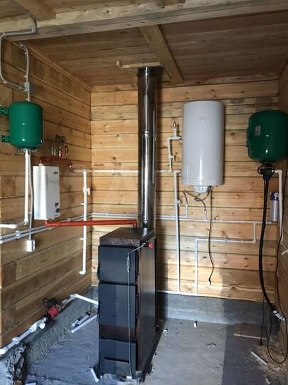 Дом 100 м² на участке 9 сот.