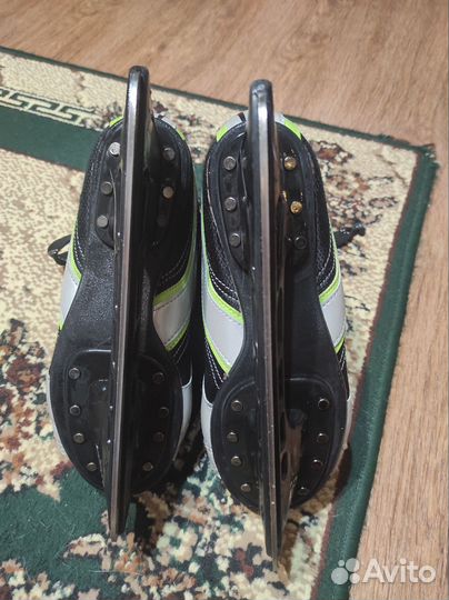 Коньки хоккейные 40 размер
