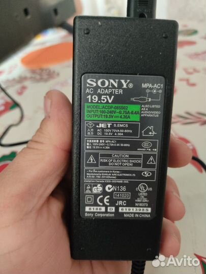 Два разбитых телевизора sony 49'и BBK 43'