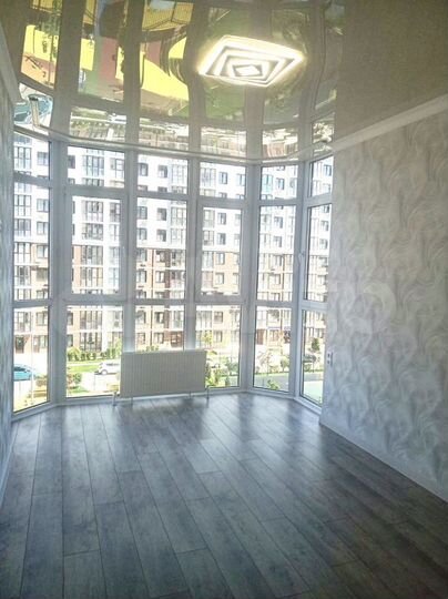 2-к. квартира, 57 м², 4/15 эт.