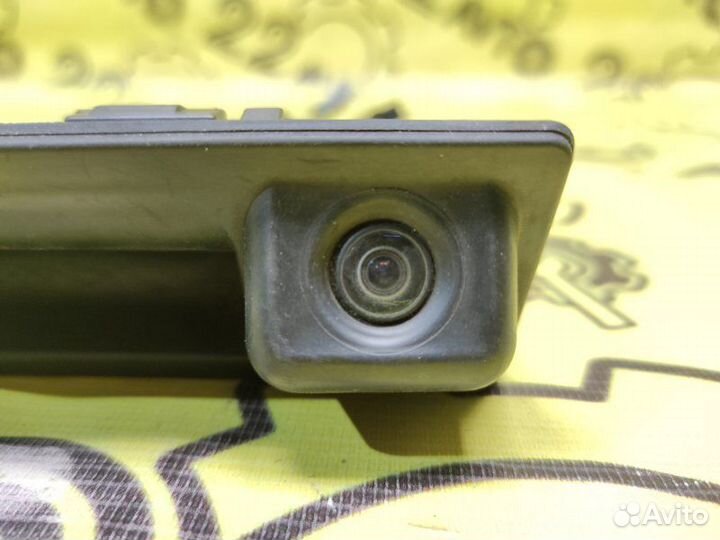 Камера заднего вида Volkswagen Tiguan cawb