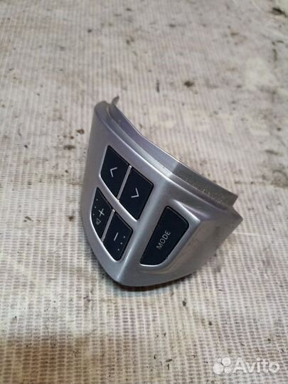 Кнопка управления магнитолой на руль Citroen C