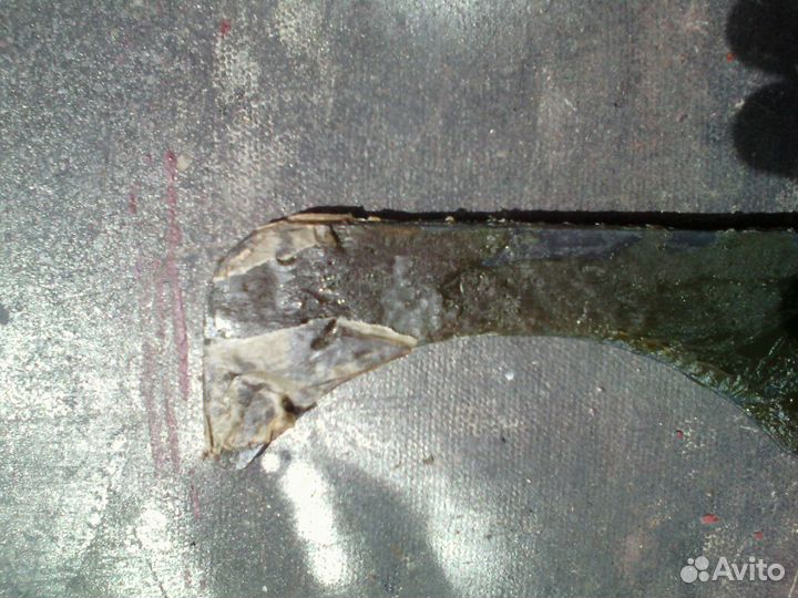 Нож хозяйственный для ошкуривания