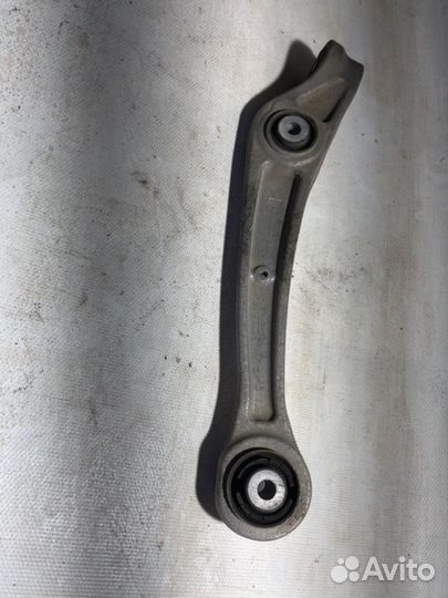 Рычаг подвески нижний передний левый Audi A7 С7