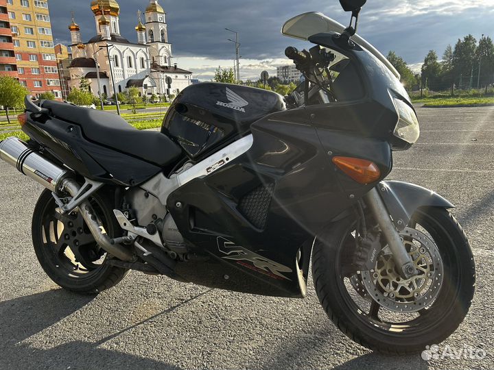 Honda VFR 800