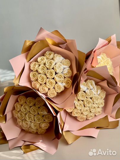 Букет из шоколадных роз