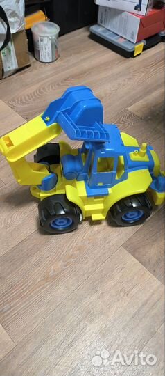 Грузовик, Маквин, экскаватор