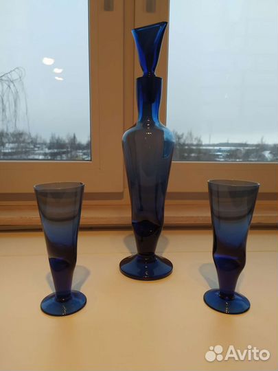 Штоф и рюмки Голубое стекло СССР