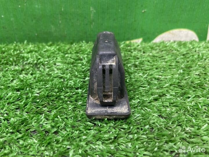 Подсветка номера Peugeot 308 EP6