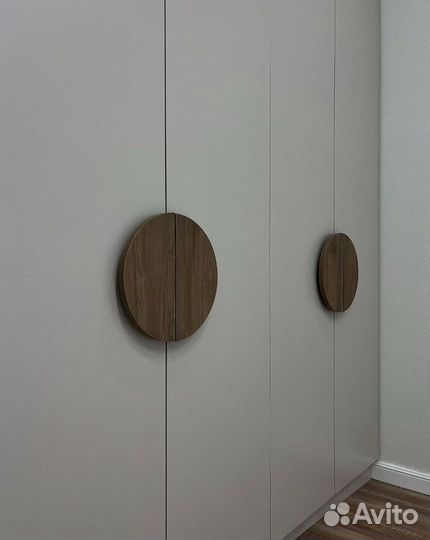 Распашной шкаф от производителя