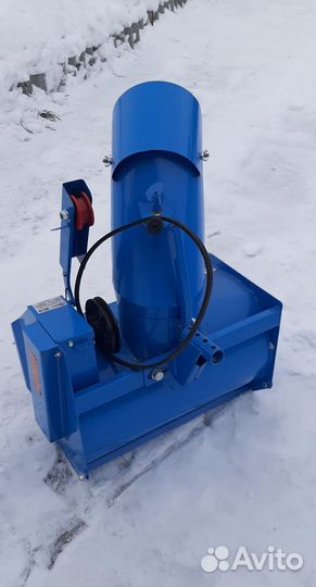 Снегоуборочная приставка к мотоблоку
