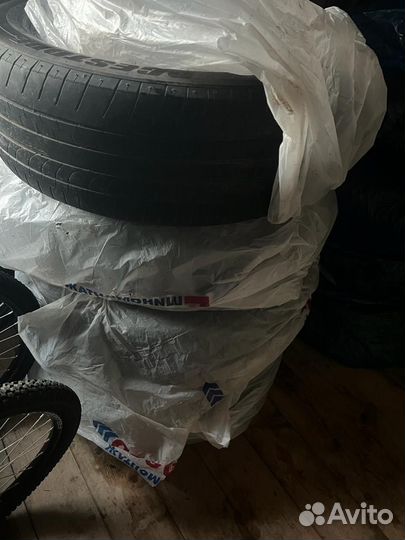 Bridgestone Dueler H/L 33A 235/55 R20