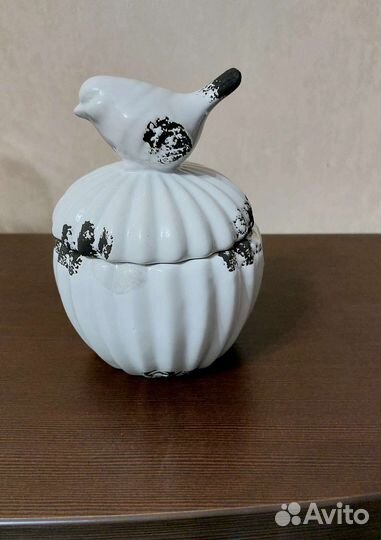 Сахарница конфетница