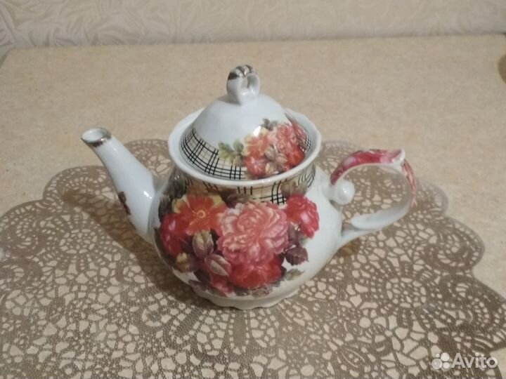 Чайник заварочный фарфоровый