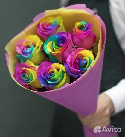 Радужная Роза, интересный подарок