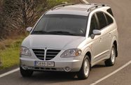 SsangYong Rodius I (2004—2007) Минивэн