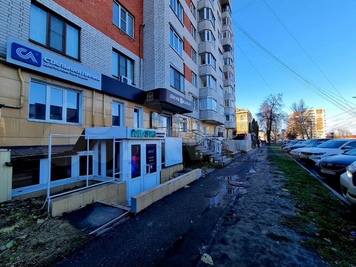 Торговая площадь, 90 м²