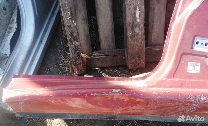 Ситроен С3 Порог Левый со средней стойкой C3