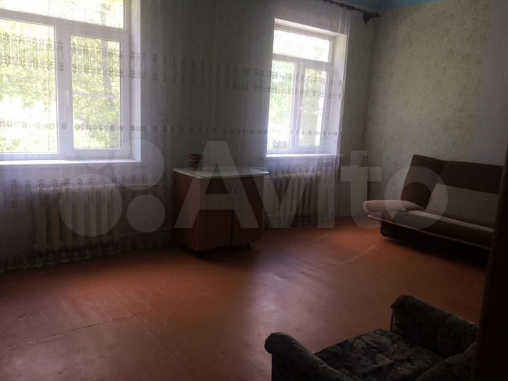 2-к. квартира, 60 м², 2/2 эт.