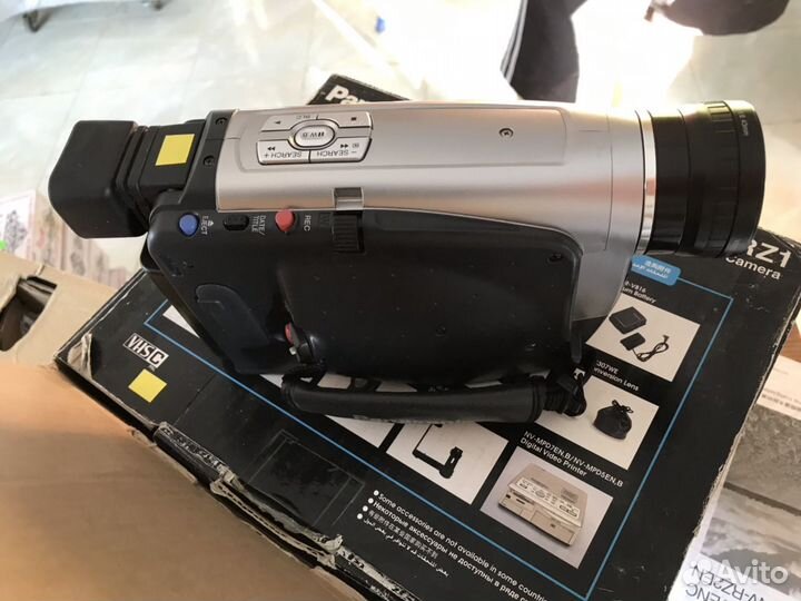 Видеокамера Панасоник