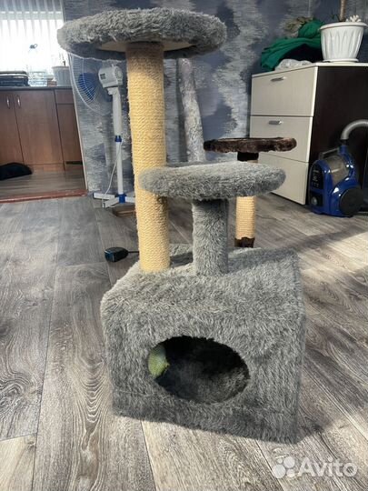 Домик для кошки с когтеточкой