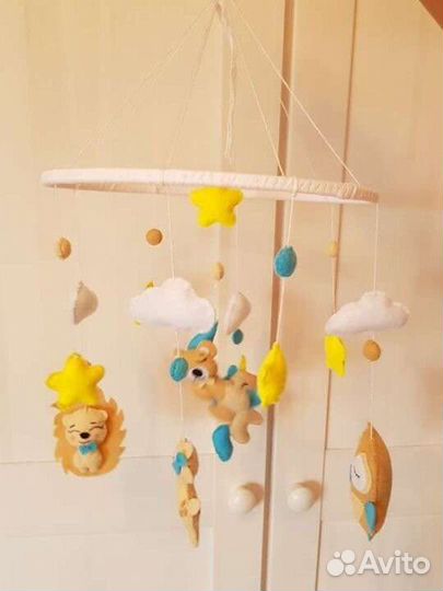 Мобиль ручной работы