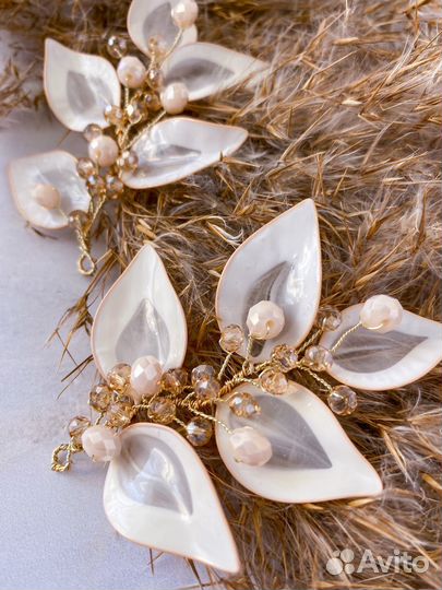 Веточка в прическу