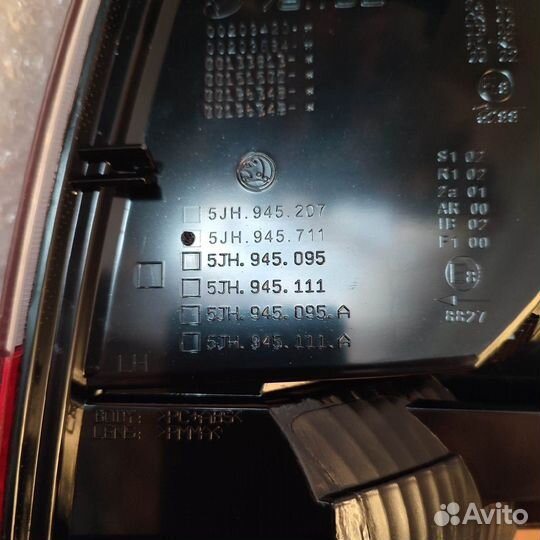 Фонаpь задний левый Skoda Rapid