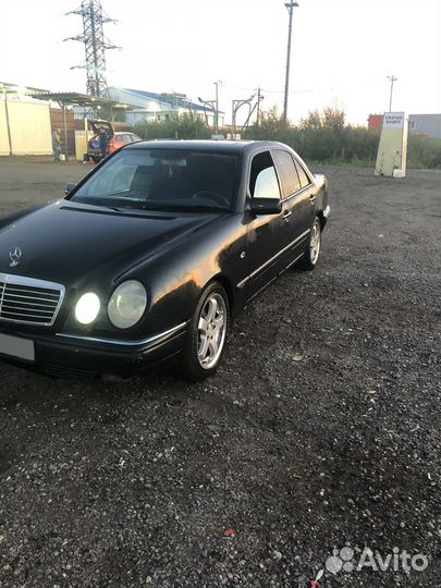 Mercedes-Benz E-класс 2.4 AT, 1998, 331 896 км