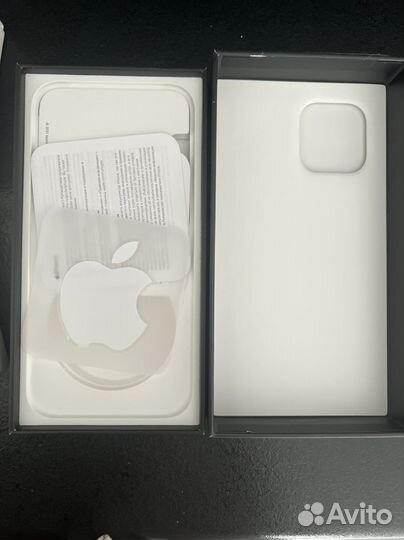 Коробка Apple