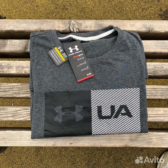 Футболка Under Armour