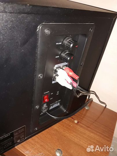 Акустика 2.1