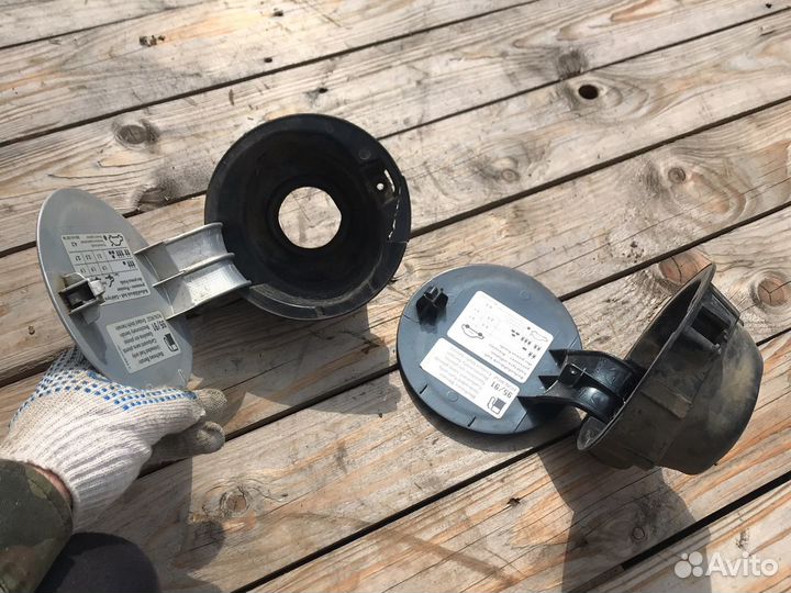 Лючок бензобака пассат б5