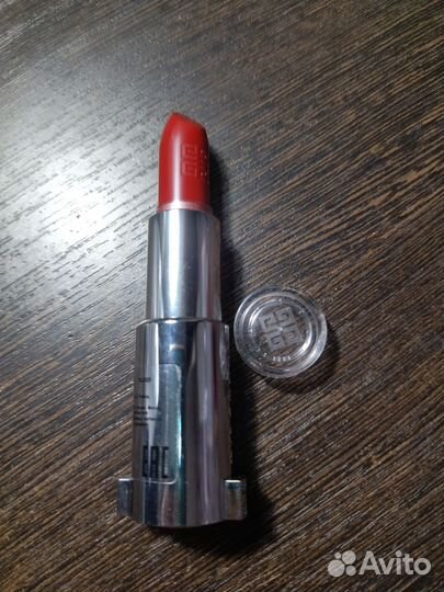 Помада Givenchy Le rouge Interdit 333