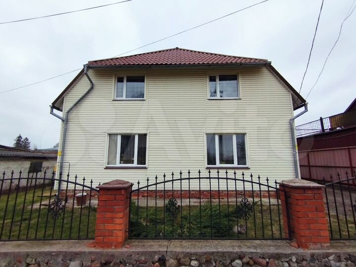 Дом 205,7 м² на участке 10 сот.