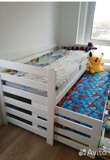 Кровать выдвижная экологичная