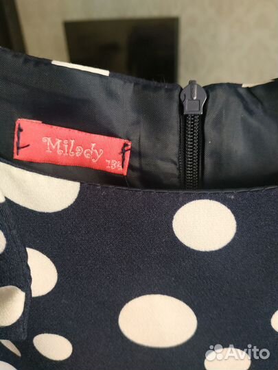 Нарядное платье для девочки на рост 134 см