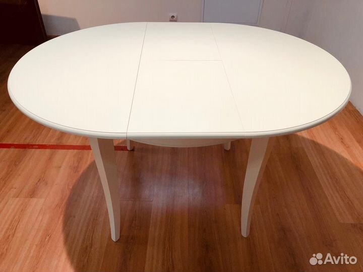Круглый стол раздвижной