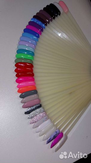 Маникюр на просвещения