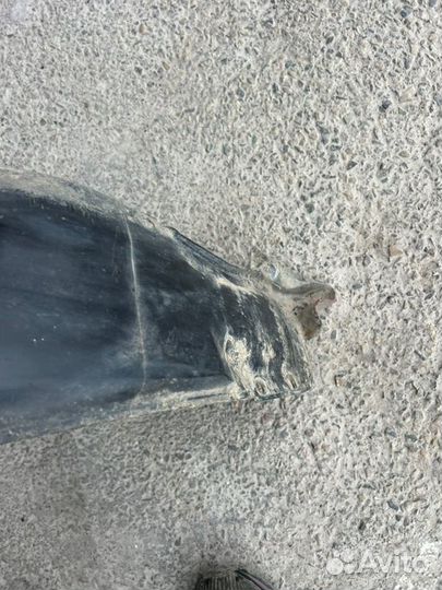 Подкрылок передний левый Chevrolet Aveo седан 1