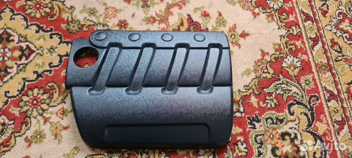 Декоративная крышка двигателя Renault K4M