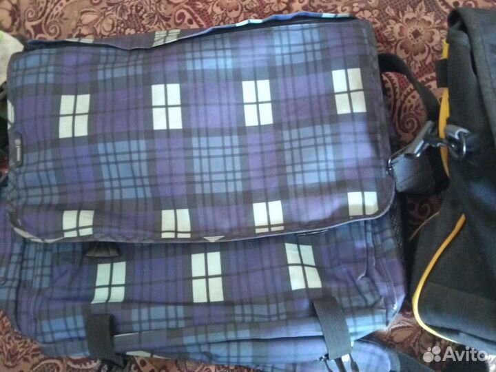 Портфели. Сумки для ноутбуков