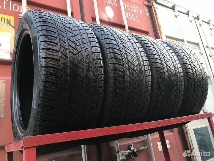 Pirelli Scorpion Winter 295/45 R19